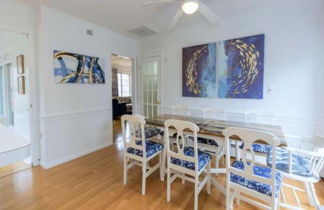119 Stetson Street Gallery 4