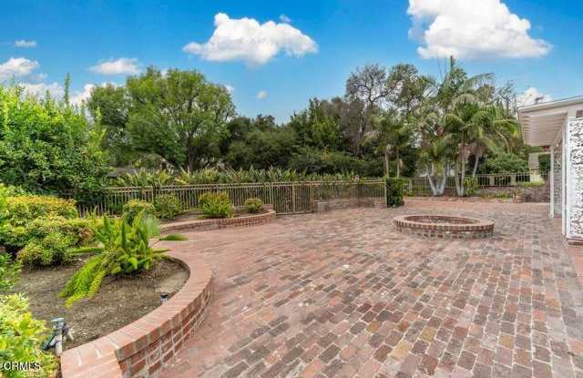 568 Los Arboles Lane Gallery 3