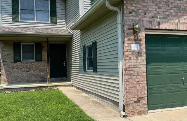 613 W Pine Lane photos photos