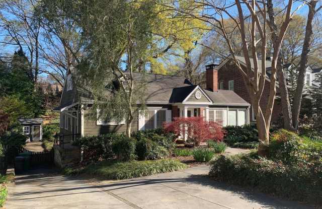 824 Ponce de Leon Ter NE Gallery 2