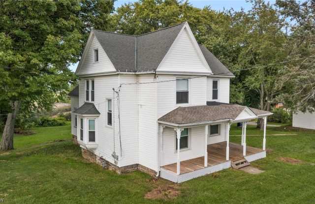 3487 N Ridge Road Gallery 1