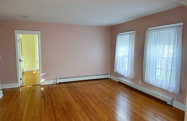 63 Maple Ave Gallery 2