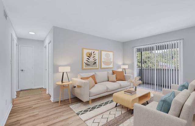 Forest Hill Apartments Gallery 2