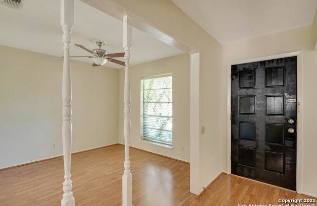 2022 OAKSHIRE ST Gallery 3