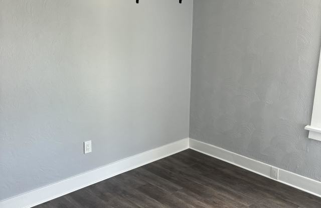 553 Farnsworth Avenue Gallery 3
