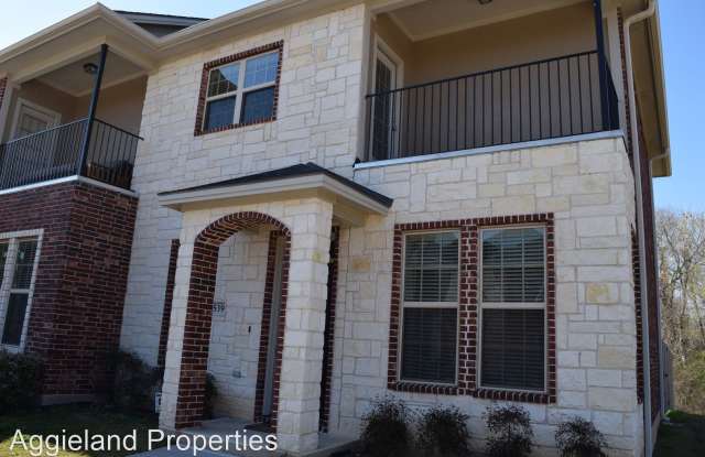505 Forest Dr Gallery 2