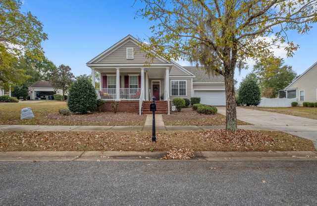 Southwood Home With Large Yard - 3249 Thoreau Avenue, Tallahassee, FL 32311