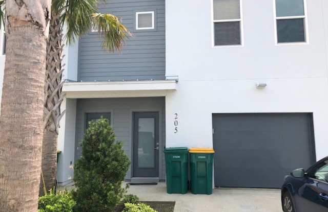Amazing 3 Bedroom Townhouse for Rent! photos photos Amazing 3 Bedroom Townhouse for Rent! photos photos