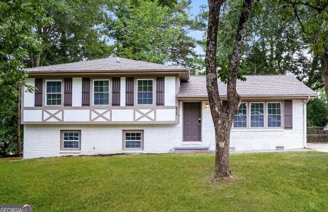 677 Selden Court photos photos