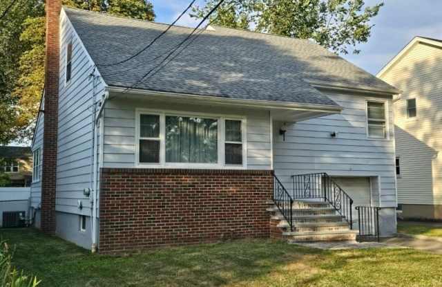 454 Fenlon Blvd photos photos