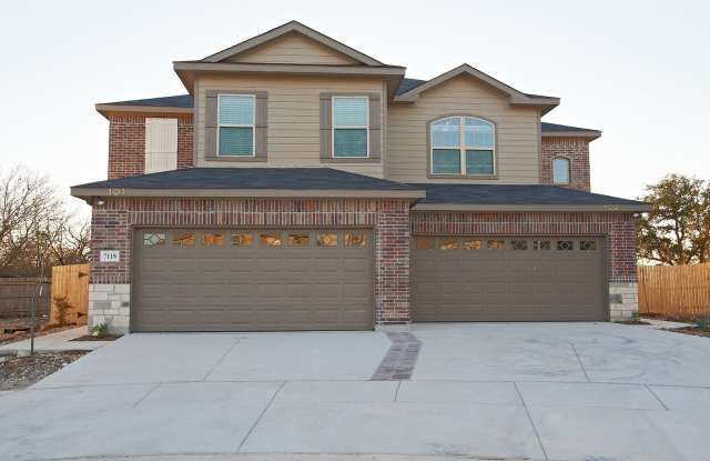 AVAILABLE NOW! Luxury 3 Bedroom Townhome Located Near South Texas Medical Center, San Antonio, Texas! - 7119 Faith Way, San Antonio, TX 78240