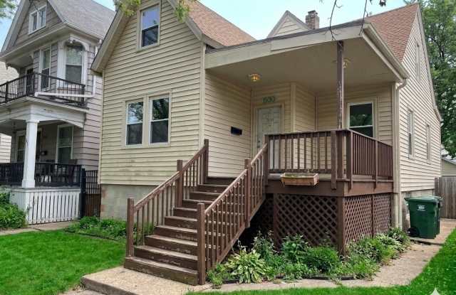 1930 S 26th St - 1930 South 26th Street, Milwaukee, WI 53204