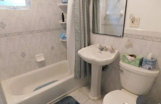 104 Lexington St. photos photos