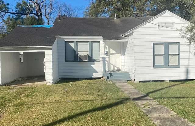 House For Rent 315 E Pipkin St, Beaumont, TX 77705 photos photos