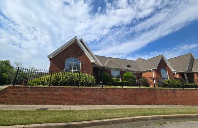 8976 Glen Crossing - 8976 Glen Crossing, Olive Branch, MS 38654