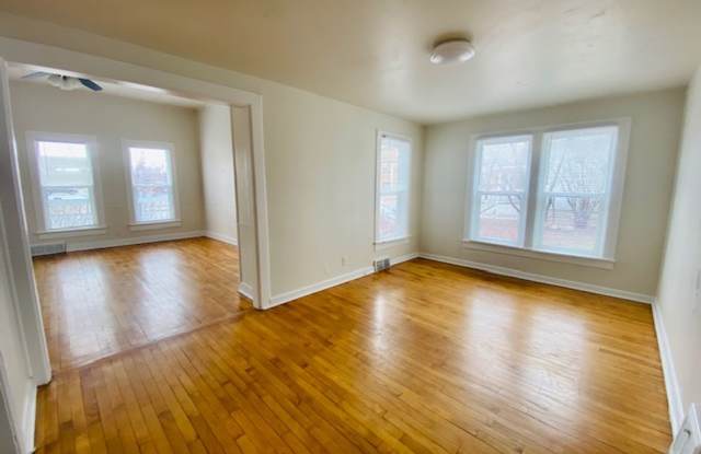 Spacious 2 Bedroom Single Family Home Available Soon! photos photos