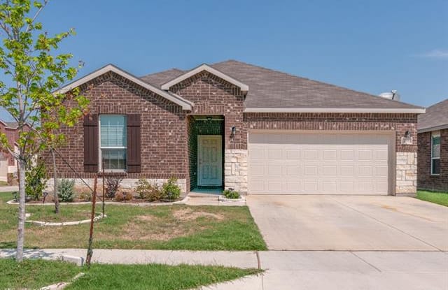 2301 Toposa Drive - 2301 Toposa Dr, Fort Worth, TX 76131