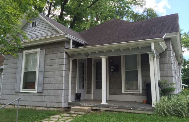 300 E 11th - 300 East 11th Street, Bloomington, IN 47408