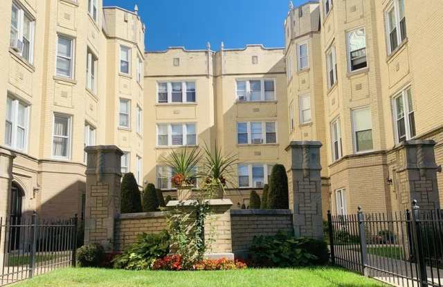 5731 N Kimball Avenue Gallery 1
