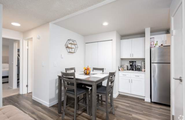 James Apartments photos photos