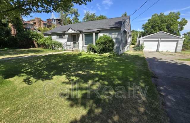 920 N Vercler photos photos