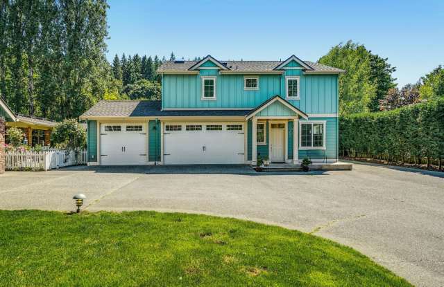 Woodinville Estate's Cozy Home - 14051 Northeast 167th Street, Cottage Lake, WA 98072