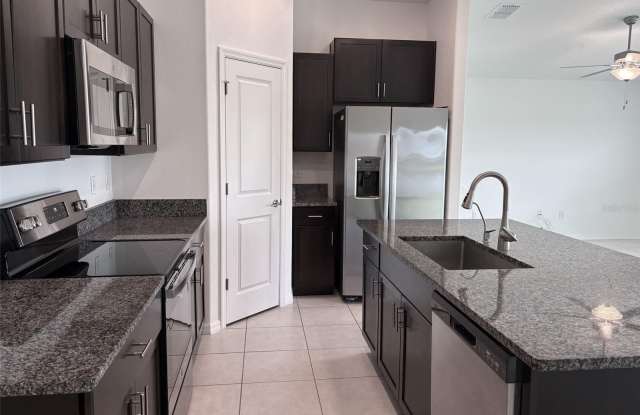 5487 BLUE AZURE Drive Gallery 2