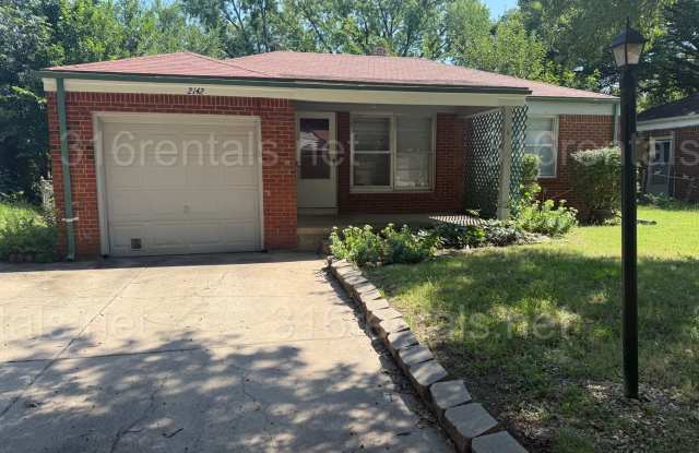 $999 - 2 bedroom / 1 bathroom - Single Family Home photos photos