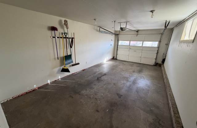 Gilliam Duplex Gallery 4