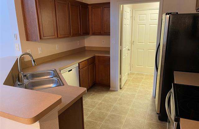 4535 Woodsboro Lane Gallery 4