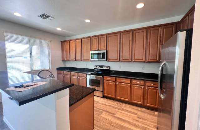 Bella Via Beauty with climate controlled garage! photos photos