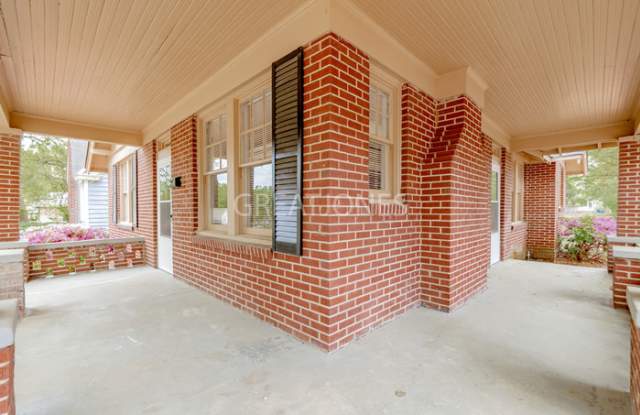 5125 Middleton Street Gallery 3