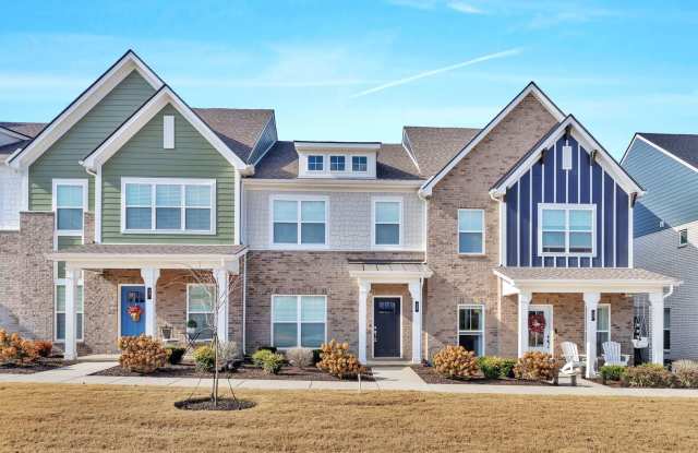 Hendersonville Townhome - 239 Kenner Alley, Hendersonville, TN 37075