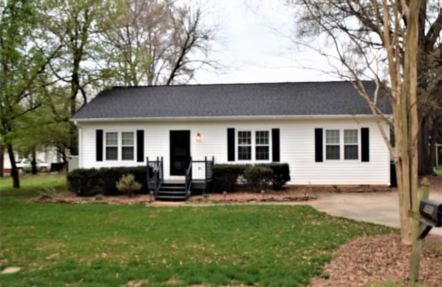 101 Gibson Park Drive - 101 Gibson Park Drive, Huntersville, NC 28078