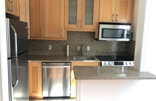 3403 Commonwealth Ave Unit C - 3403 Commonwealth Ave, Alexandria, VA 22305