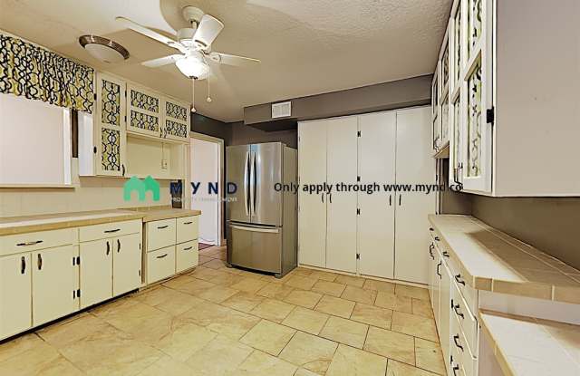 7922 Westwood Dr Gallery 2