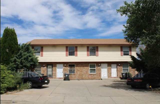 1988 Salem Ave photos photos