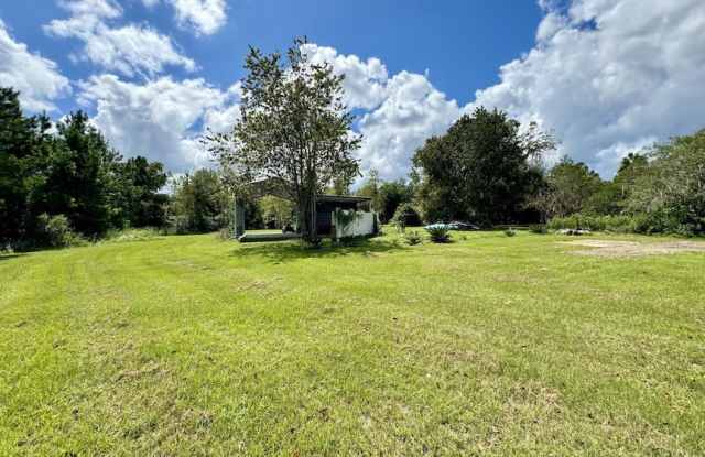 6087 Woodard Ln Gallery 1