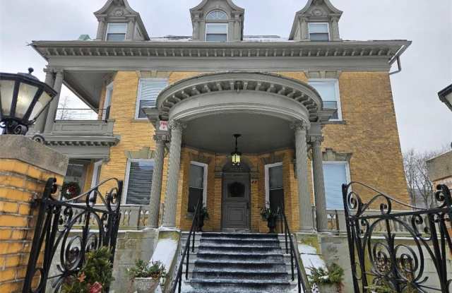 22 W Third Street #203 photos photos