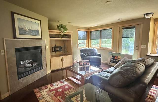 1165 Vail Wy N photos photos