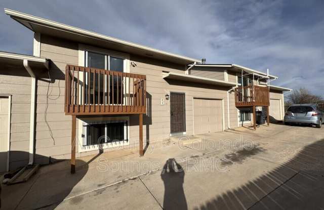 819 Yuma Street - 819 Yuma Street, Colorado Springs, CO 80909