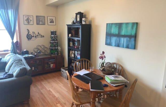 2639 West Hirsch Street - 2639 West Hirsch Street, Chicago, IL 60622