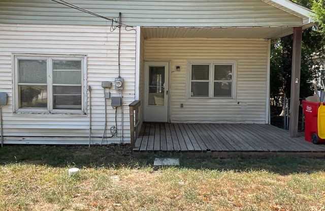3 Bedroom 1 Bath House on a Large Corner Lot! photos photos