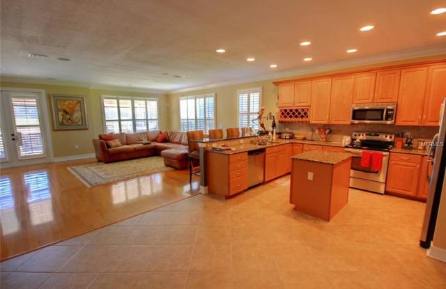 13936 CLUBHOUSE DRIVE Gallery 4