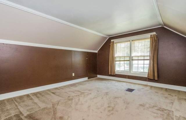 3 Bedroom/1.5 Bathroom House - Available August 1st, 2025! photos photos