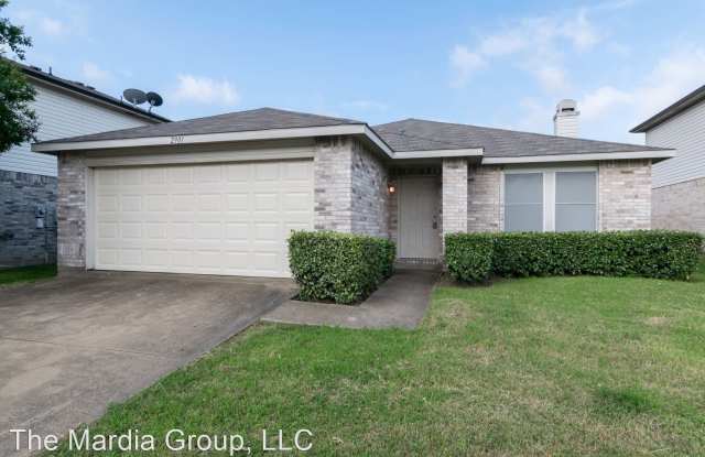 2901 Quail Run Drive - 2901 Quail Run Drive, Mesquite, TX 75149