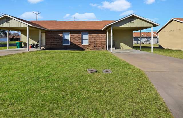 1637 Kelly Dr photos photos