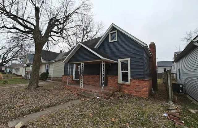 1105 S Noble St - 1105 South Noble Street, Shelbyville, IN 46176