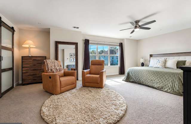 45242 WOODHAVEN Drive Gallery 4