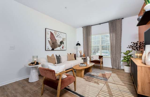 Warner West Apartments photos photos